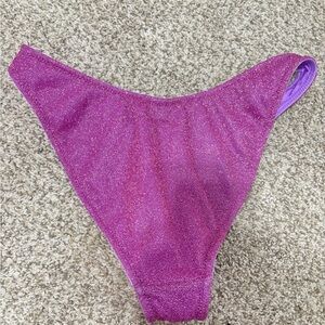 Triangl bottom very good condition .